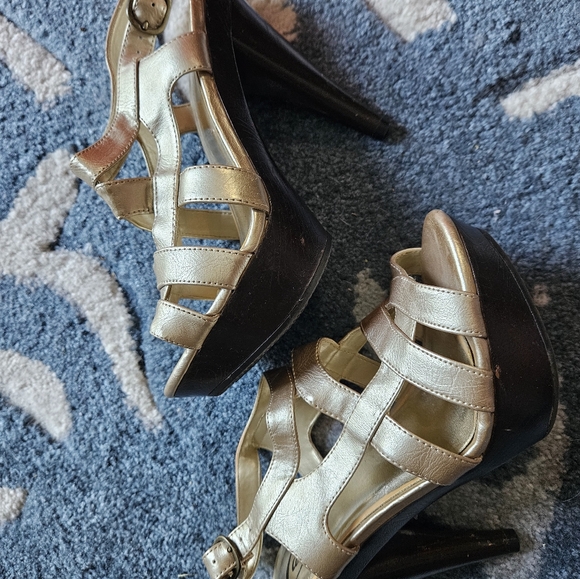 Y2K Gold Vintage Candies Highheels - Picture 2 of 2